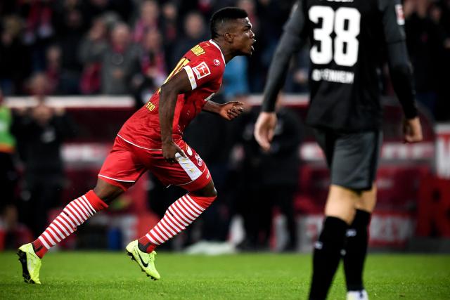 胡金秋23+12赵岩昊16分 广厦5人上双大胜山西